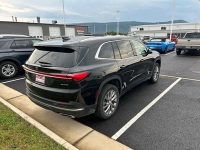 2025 Buick Enclave Preferred FWD