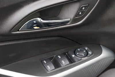 2025 Chevrolet Trax FWD LS