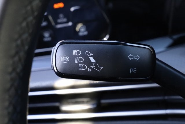 2023 Volkswagen Golf GTI 2.0T Autobahn