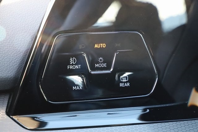 2023 Volkswagen Golf GTI 2.0T Autobahn