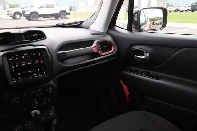 2023 Jeep Renegade Trailhawk 4x4