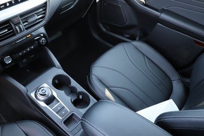 2025 Ford Escape Plug-In Hybrid Base