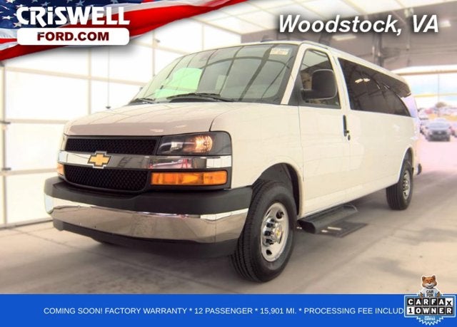 2025 Chevrolet Express 3500 LT Passenger
