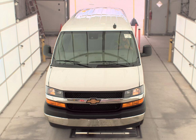 2025 Chevrolet Express 3500 LT Passenger