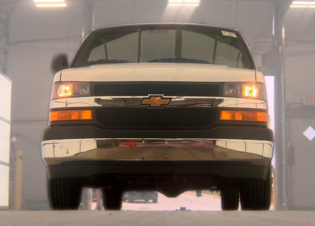 2025 Chevrolet Express 3500 LT Passenger