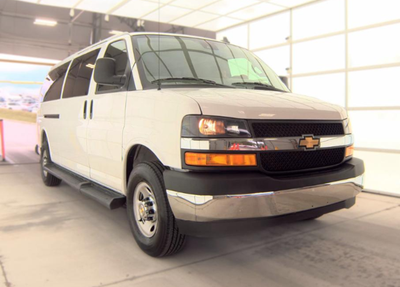 2025 Chevrolet Express 3500 LT Passenger