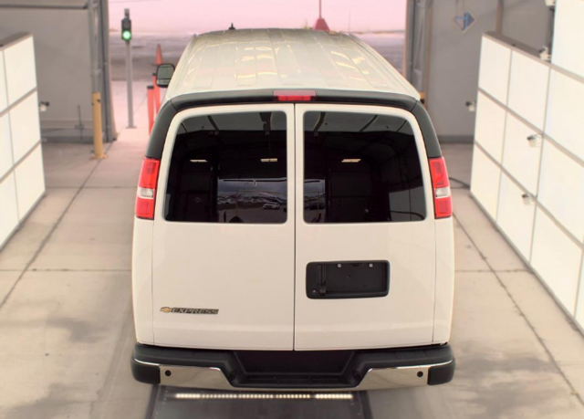 2025 Chevrolet Express 3500 LT Passenger