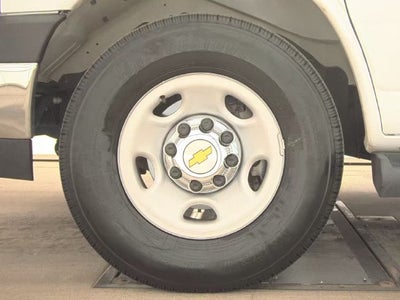 2025 Chevrolet Express 3500 LT Passenger