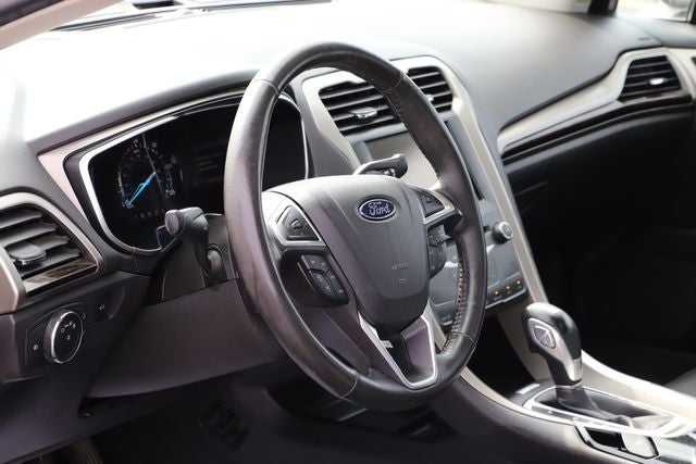 2015 Ford Fusion Hybrid SE