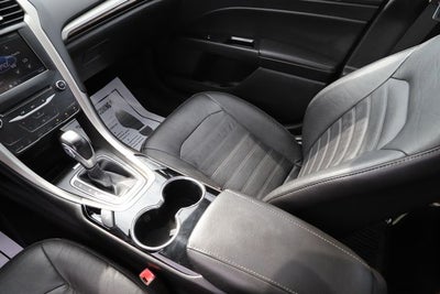 2015 Ford Fusion Hybrid SE