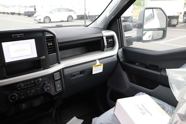 2026 Ford F-450SD DRW