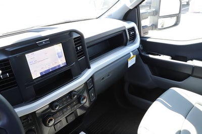 2026 Ford F-550SD DRW