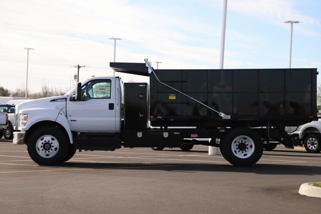 2024 Ford F-650SD Base