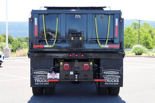 2027 Ford F-650SD Base