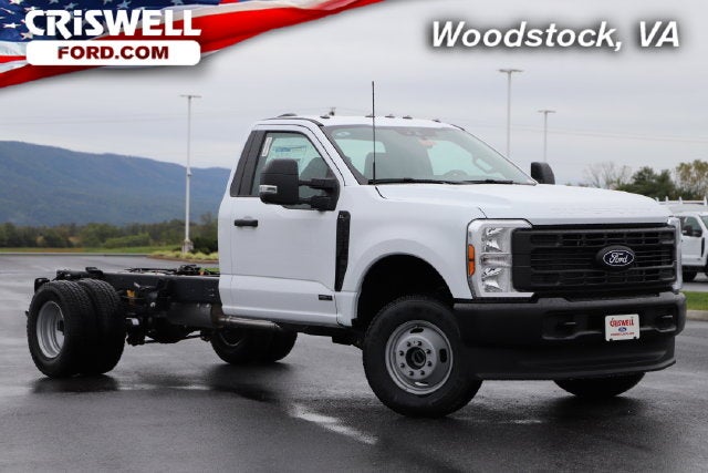 2027 Ford F-350 Super Duty Chassis Cab