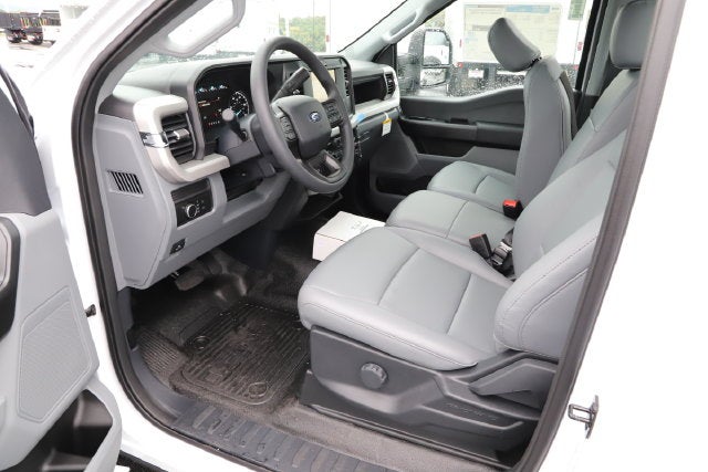 2027 Ford F-350SD XL DRW