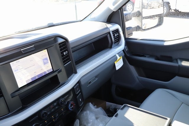 2026 Ford F-450SD DRW