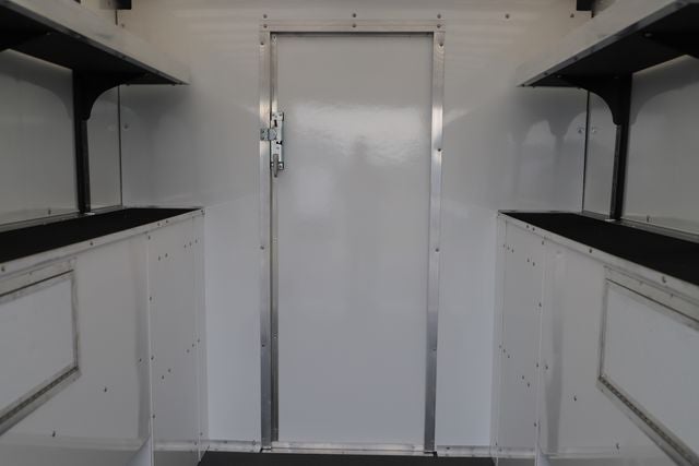 2027 Ford E-350SD Base Cutaway