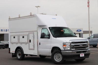 2027 Ford E-350SD Base Cutaway