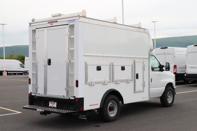 2027 Ford E-350SD Base Cutaway
