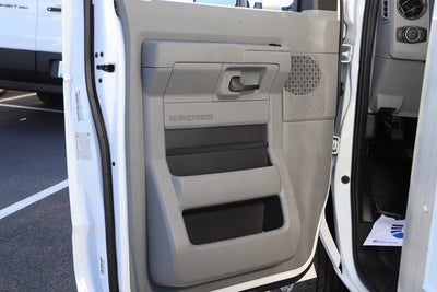 2026 Ford E-350SD Base Cutaway