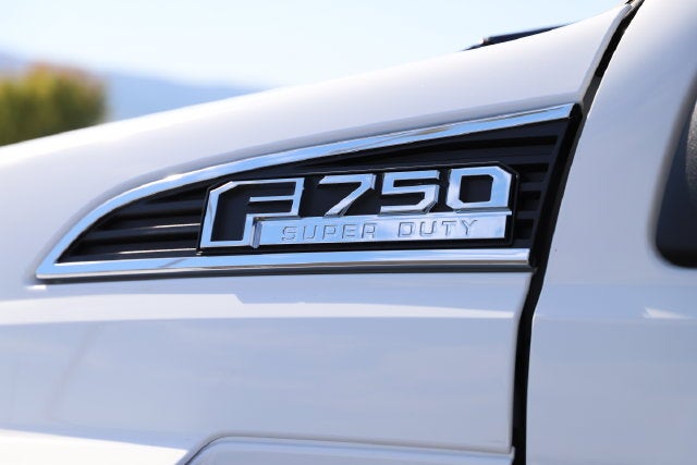 2027 Ford F-750SD Base