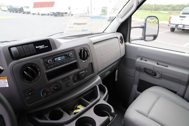 2027 Ford E-450SD Base DRW