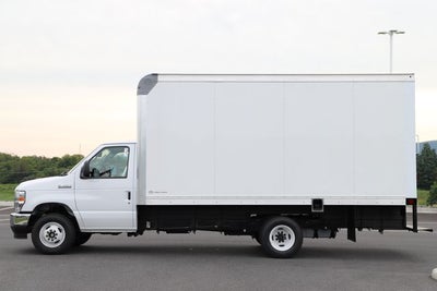 2027 Ford E-450SD Base DRW