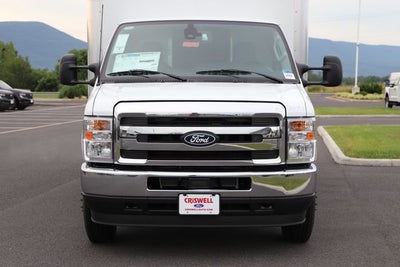 2027 Ford E-450SD Base DRW
