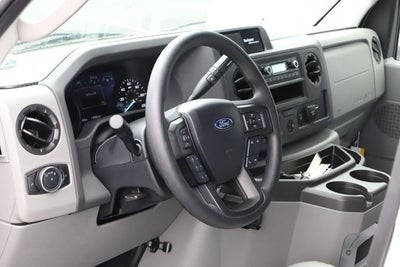 2027 Ford E-450SD Base DRW