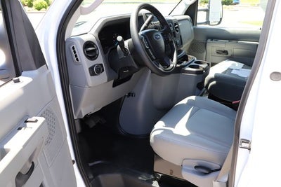 2027 Ford E-450SD Base DRW
