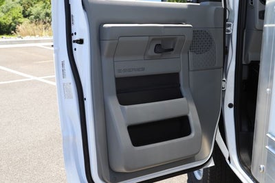 2027 Ford E-450SD Base DRW