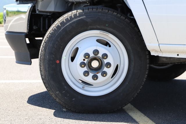 2027 Ford E-450SD Base DRW