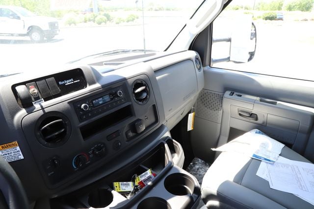 2027 Ford E-450SD Base DRW