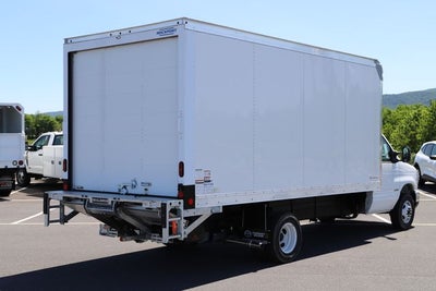 2027 Ford E-450SD Base DRW