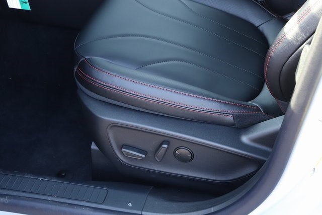 2026 Ford Escape Hybrid ST-Line Elite