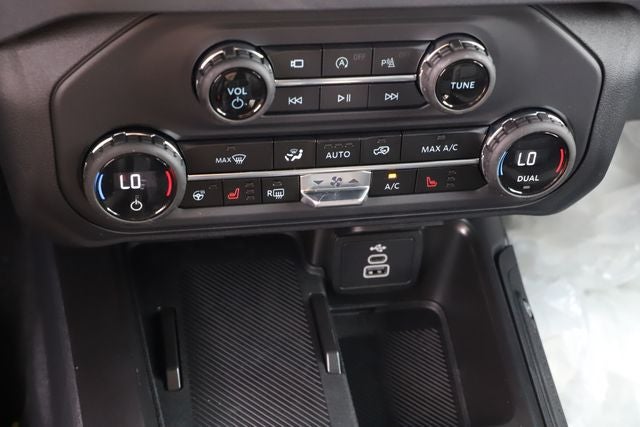 2026 Ford Bronco Outer Banks BRONCO DARK DRAIL PACKAGE