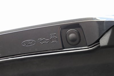 2025 Ford F-150 Lightning Platinum