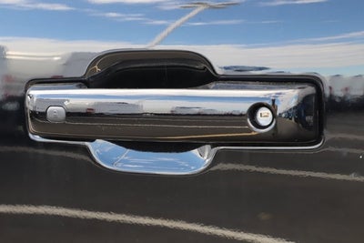 2025 Ford F-150 Lightning Platinum