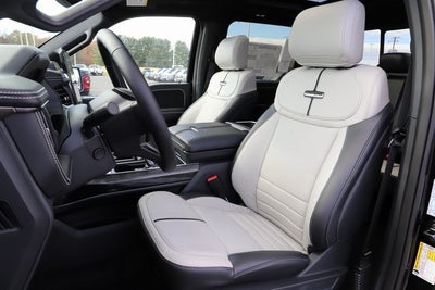 2025 Ford F-150 Lightning Platinum