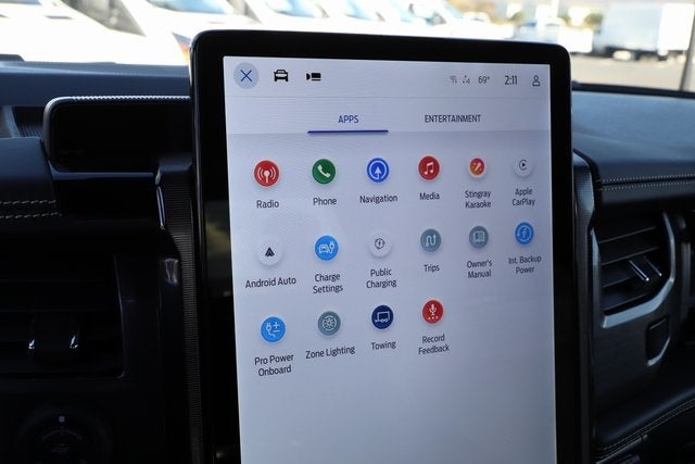 2025 Ford F-150 Lightning Platinum