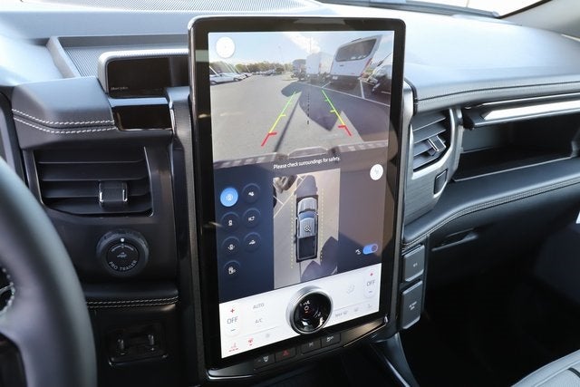 2025 Ford F-150 Lightning Platinum