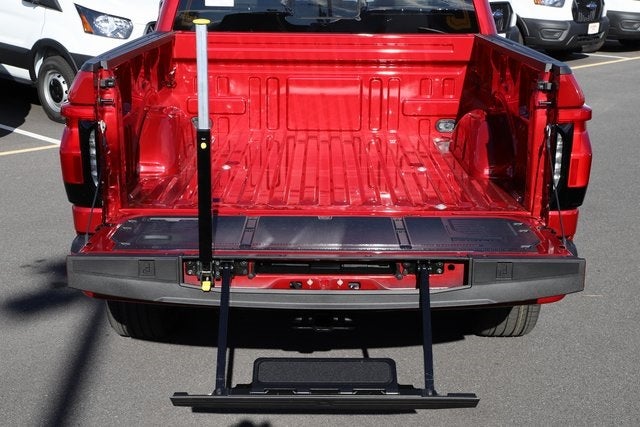 2025 Ford F-150 Lightning Platinum