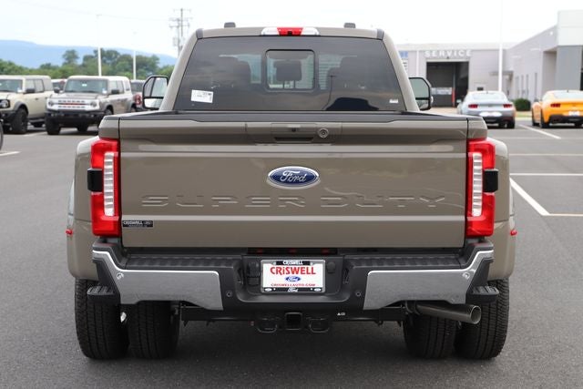 2026 Ford F-350SD Lariat DRW