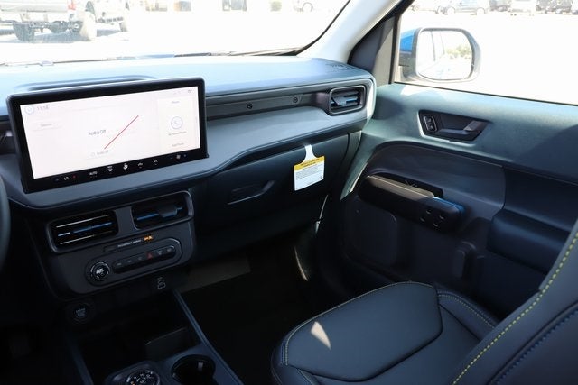 2025 Ford Maverick Lobo Standard